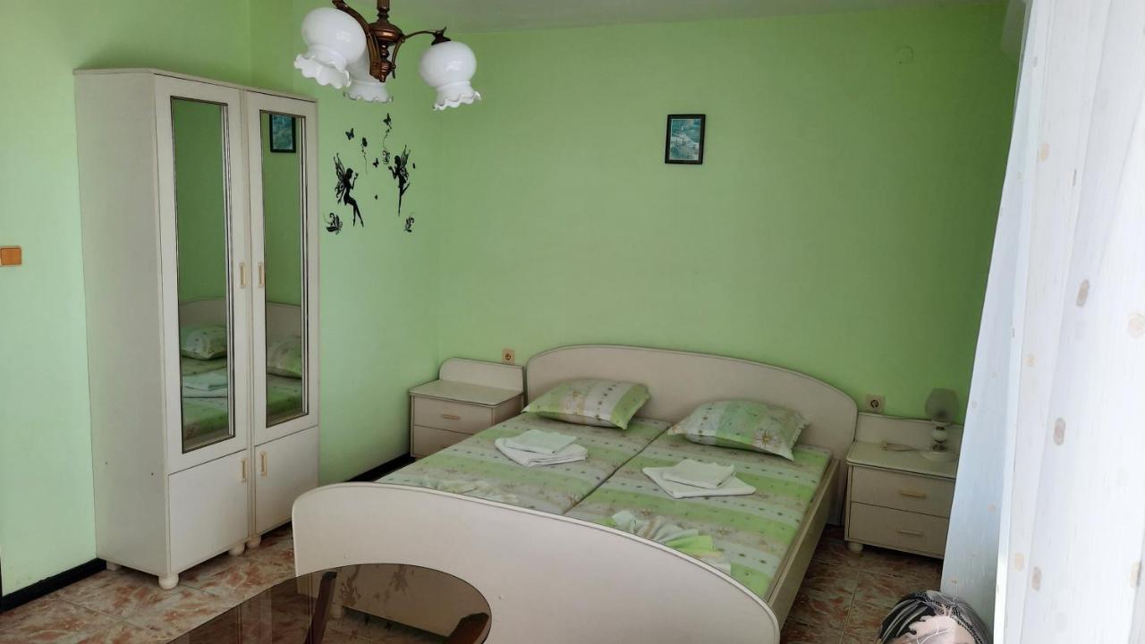 Guest House Zora Sozopol Esterno foto
