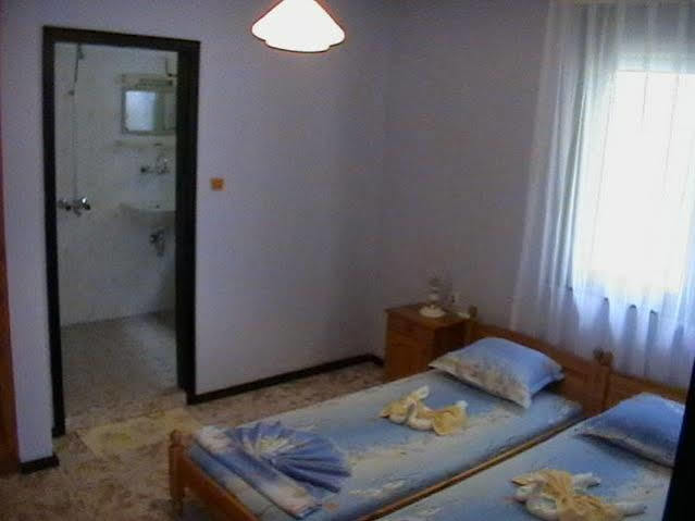 Guest House Zora Sozopol Esterno foto